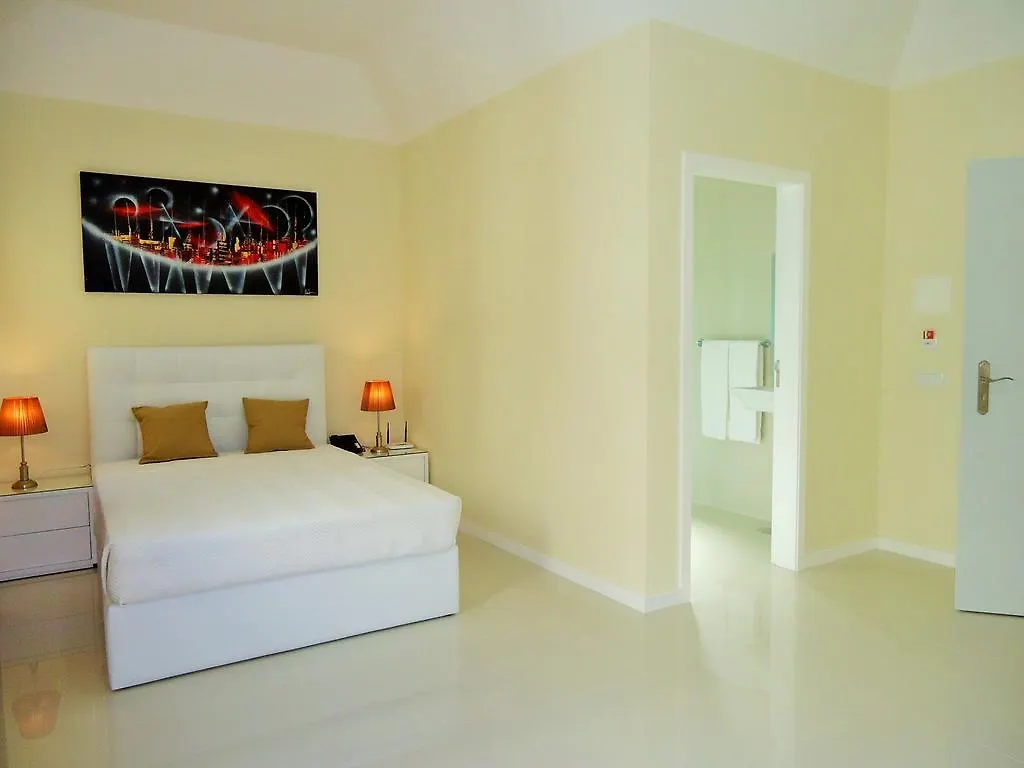 *** Guest house Sao Francisco Accommodation Funchal  Portugal